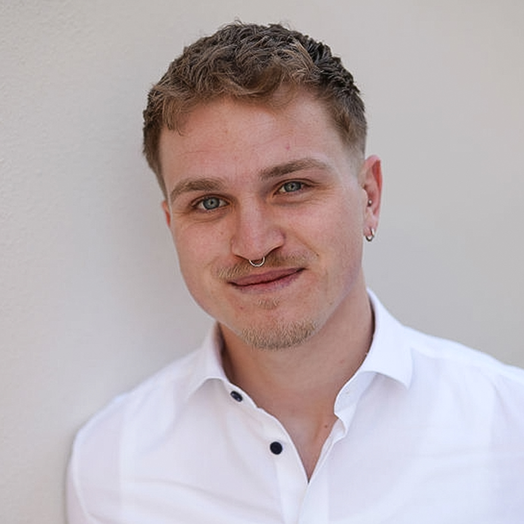 Porträt von Tobias Lutze